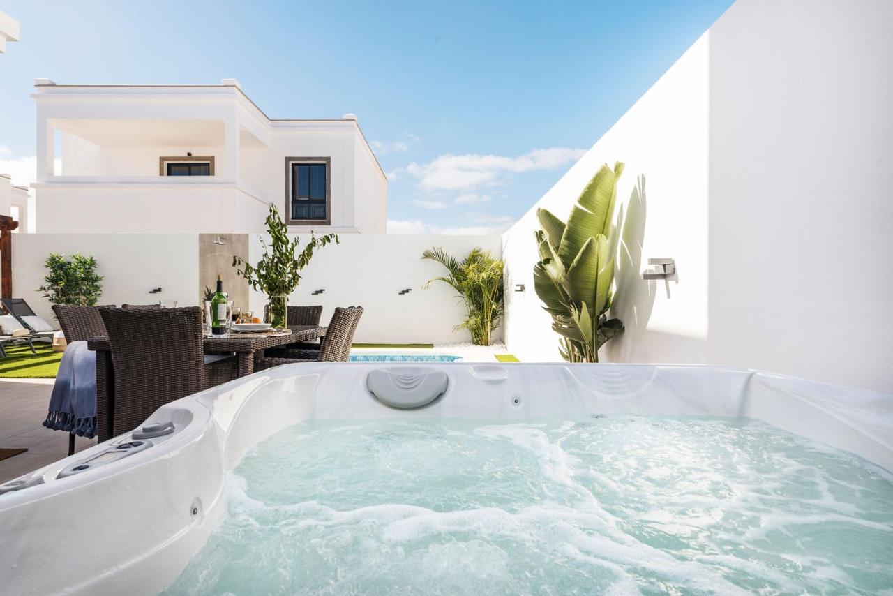Villa Palmera Jacuzzi 雅伊萨 外观 照片